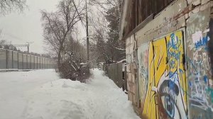 ВИКТОР ЦОЙ
Теплое место, но улицы ждут отпечатков наших ног.
Звездная пыль - на сапогах.
Мягкое крес