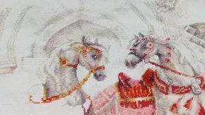 Продолжаю вышивать.