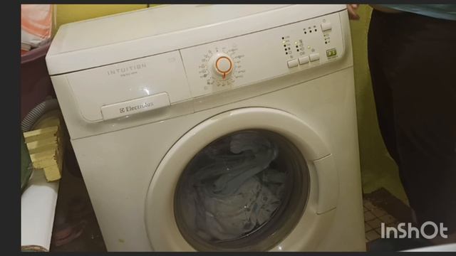 Стирка Electrolux EWF 12040 W
Синтетика 40 градусов 
900 оборотов 
Ежедневная стирка
+ полоск.