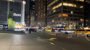 США. Рождественская прогулка по Манхэттену в Нью-Йорке