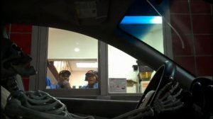 Состарился в очереди 😂