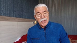 Опять стучится ангел мой крылом. читает автор Богдан Бандура