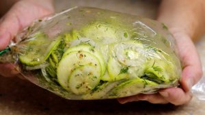 Кабачки не ЖАРЬТЕ и НЕ ЗАПКАЙТЕ!!! Вкуснее в жизни не ел! Скупил все кабачки и готовлю третий день!