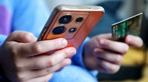 Запрет на ставки с кредиток сократит траты на игру в долг на треть