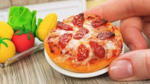 Мини Пиццы Любите? 🤗 Готовлю Разные Мини Пиццы на Своей Крошечной Кухне! 🍕 Мини Кухня