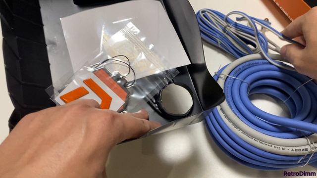 распаковка Установочного набора DL Audio Phoenix Sport WK 42 смотреть онлайн