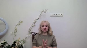 Вы чувтсвуете что на Вас кто-то магичит. Верьте своей интуиции, она убережет вас от серьезных бед.