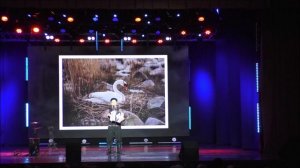 Белым лебедем. Поёт Руслан Карташев. г.Ачинск. 19.10.25г.