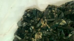 Морион большой сросток кристаллов