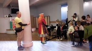 Санкт-Петербург. ДК Троицкий рядом с метро Пролетарская. Самый весёлый праздник "День книги".