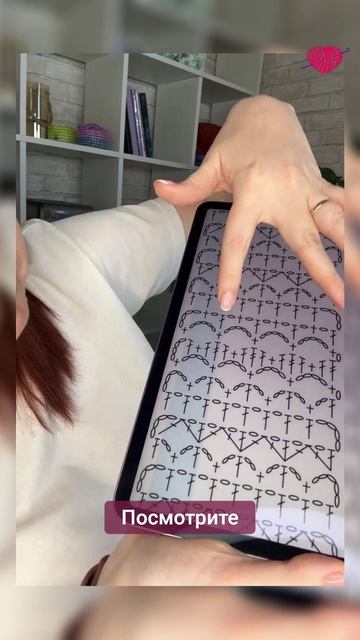 Любите накидки? Вот модель для уютных вечеров #вязаниекрючком #школавязания #иринаневзорова #вязание смотреть онлайн