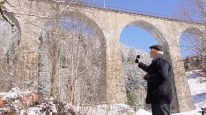 Хитрые консоли и балкончики на виадуке Равенна