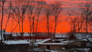 Просто жизнь в Сибирском Посёлке. (больница, протока, винегрет, закат) т