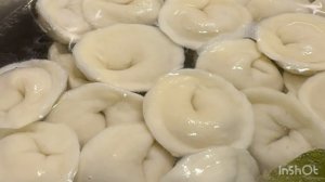 Достроили БЕСЕДКУ / Пельмени с УТКОЙ