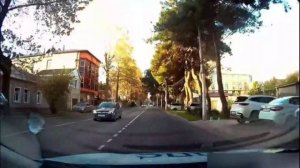 Сотрудники полиции Анапы помогли девушке, которой стало плохо за рулем автомобиля