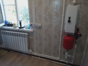 Сделал пластиковое отопление в посёлке Репино .