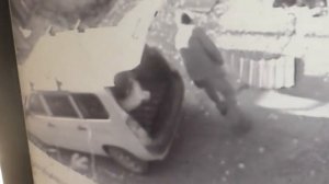 Издалека видна милость.. Грузят в помощь  семье..