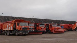 МБУ «Зеленстрой», ГУК и «Смоленскавтодор» продемонстрировали снегоуборочную технику