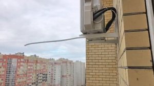 Монтаж сплит системы Haier 09 в Ставрополе с альпинистом.