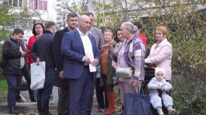 На улице Глухова завершили благоустройство пешеходной зоны