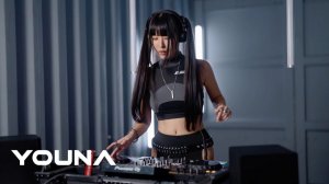 YOUNA - Peak Time   Driving & Melodic Techno DJ Mix 17