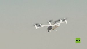 "التاكسي الطائر" يقدم لمحة عن مستقبل النقل الجوي في معرض دبي للطيران