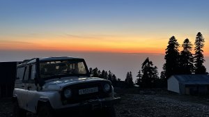 27) На зиму в Абхазию-4. Путешествие на гору Мамдзышха, часть 3. Спуск на джипе ночью