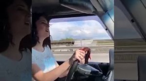 Шкура просит Гелик в обмен на домашний чупа-чупс 🫦