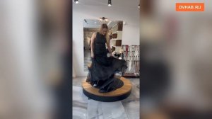 Ходить по‑модельному училась корреспондент DVHAB