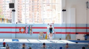 АКВА АЭРОБИКА: БАЗОВЫЙ УРОВЕНЬ