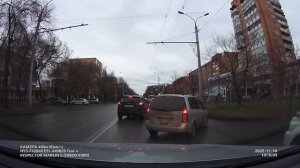 Проезд через двойную сплошную на Щетинкина