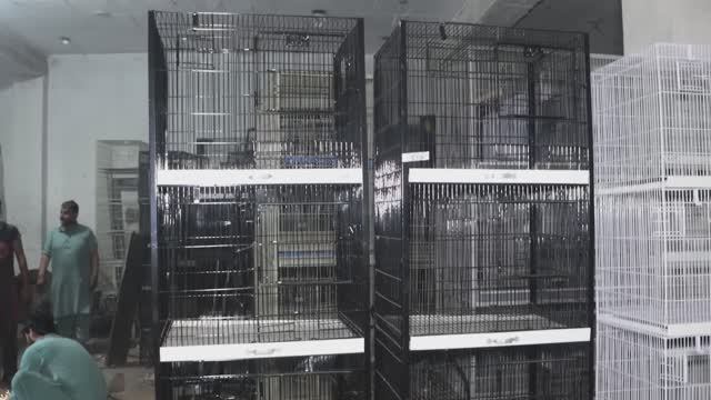 Процесс изготовления стальной клетки для птиц смотреть онлайн