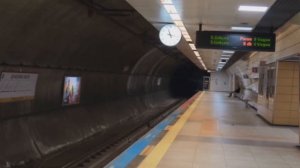 Стамбул, Турция с высоты птичьего полета Путь к метро и ночному городу