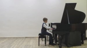 Старостенко Лев. И. С. Бах. Двухголосная инвенция си минор. П. И. Чайковский. "Колыбельная в бурю"