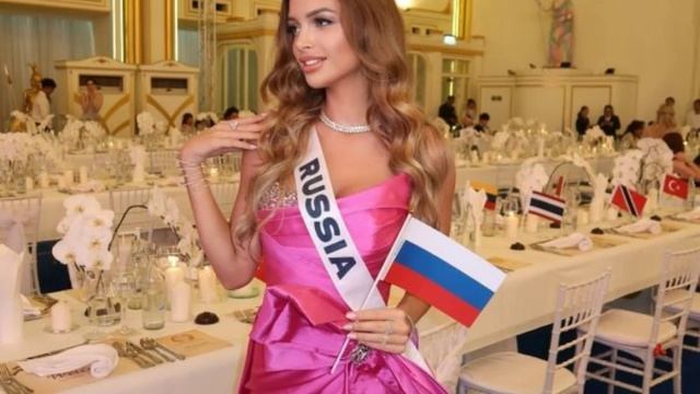 Национальный костюм россиянки на конкурсе «Мисс Вселенная-2025» вызвал бурное обсуждение в сети