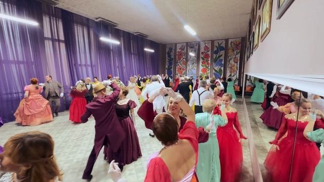 4.11.2025 Всероссийская акция "Матушка земля" в рамках Осеннего бала "Русский вальс" смотреть онлайн