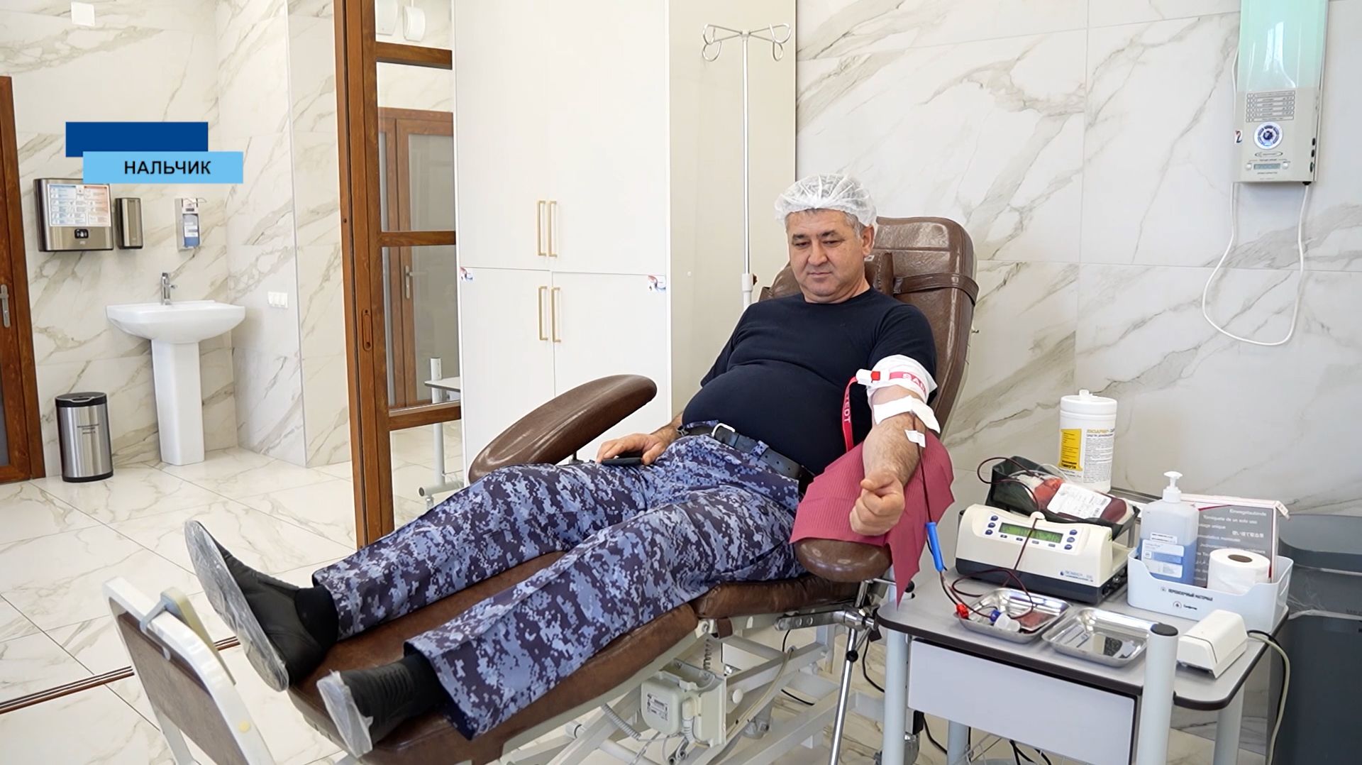 Свыше 20 литров крови сдали сотрудники и военнослужащие Управления Росгвардии по Кабардино-Балкарии