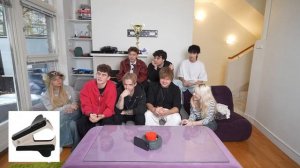 УГАДАЙ ЧЕ ЗА ПРЕДМЕТ ? (Егорик,Аслан, Макс,Даник, Бабич, Яна, Соня Слипи)