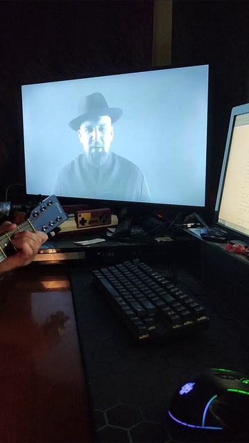 на лучшую гитару или на вискарь, уточняйте:) 89512223322 озон, Павел:) смотреть онлайн