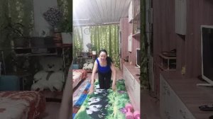 сперва фитнесс-потом жринтесс