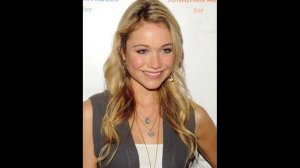 Катрина Боуден ( Katrina Bowden )