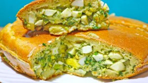 Заливной пирог с яйцом и зеленым луком - вкусный и сытный