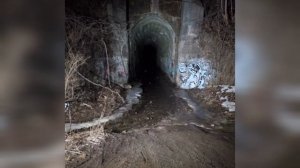 сегодня будет страшное путешествие по туннелю