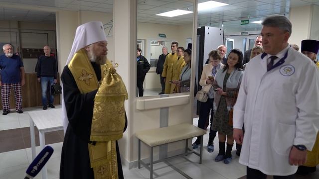 Обращение митрополита после Чина освящения радиотерапевтического корпуса смотреть онлайн