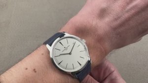 Обзор наручных часов из белого золота Vacheron Constantin Patrimony (81530/000 G-9681).