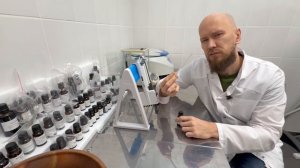 Парфюмер VS ИИ: кто создаст лучший аромат «Библиотека»? Только натуральные компоненты!﻿