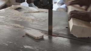 Удивительныи процесс изготовления качественнои крикетнои биты на