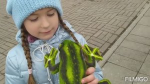 ВСЕМ МИРА И ДОБРА   //  С ВНУЧЕНЬКОЙ ГУЛЯЕМ  //  часть первая.