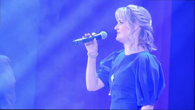 Вокальная группа "Харизма" и Татьяна Гуляева | Гляжу в озёра синие (кавер)