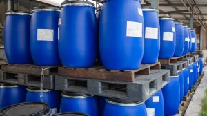 Как производят пластиковые бочки.